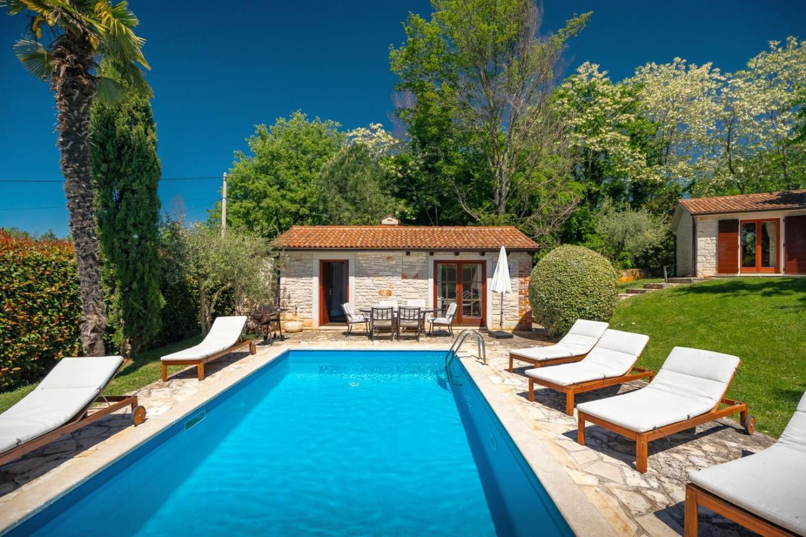 Rustic Villa Cehici With Pool In Sveti Lovrec Jehnici ภายนอก รูปภาพ