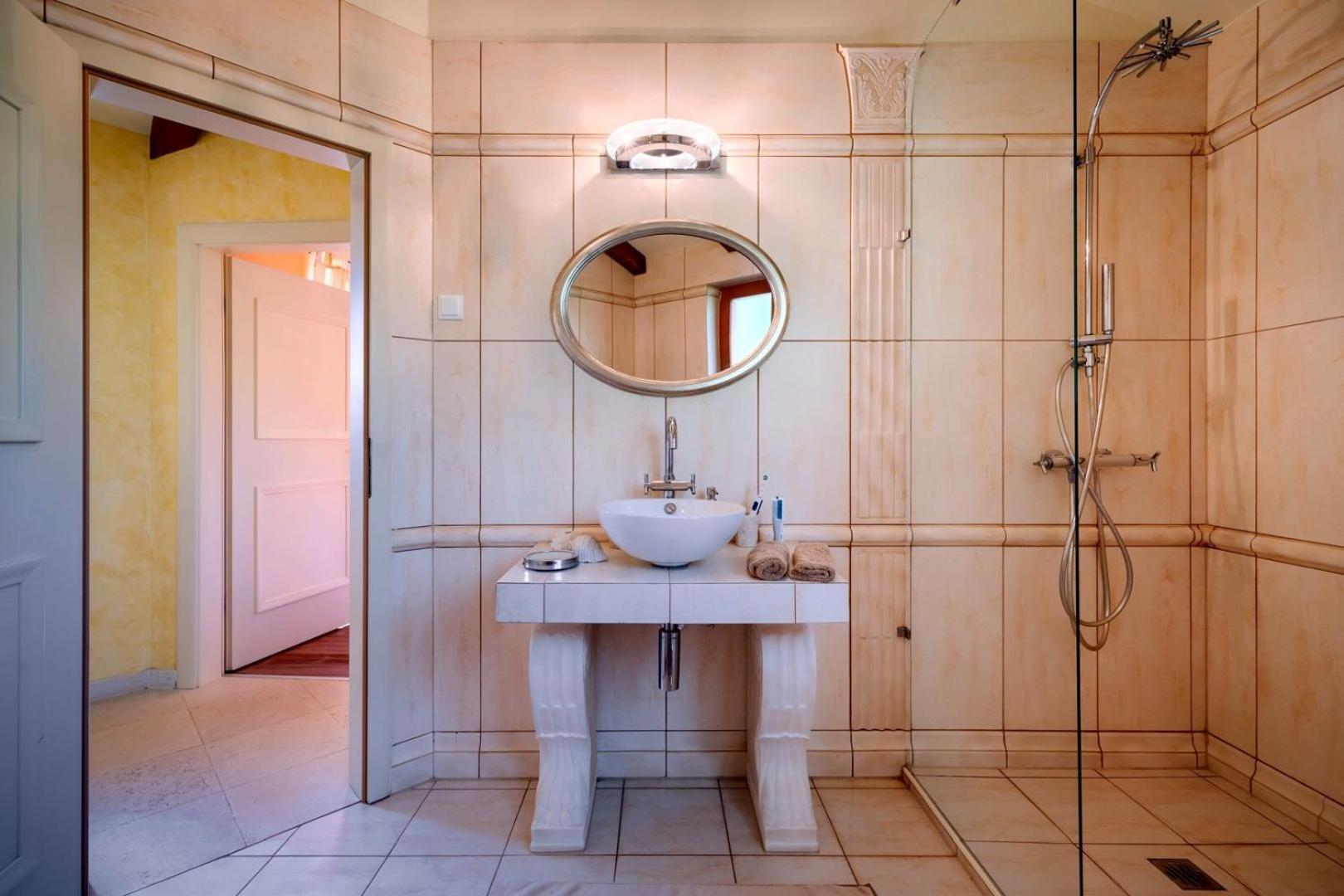 Rustic Villa Cehici With Pool In Sveti Lovrec Jehnici ภายนอก รูปภาพ