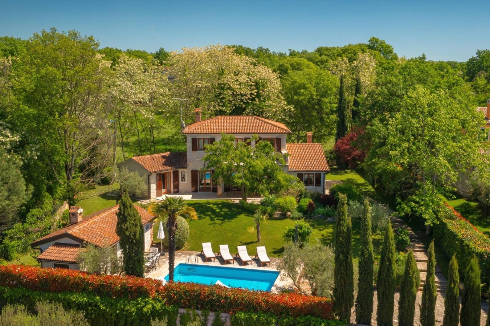 Rustic Villa Cehici With Pool In Sveti Lovrec Jehnici ภายนอก รูปภาพ