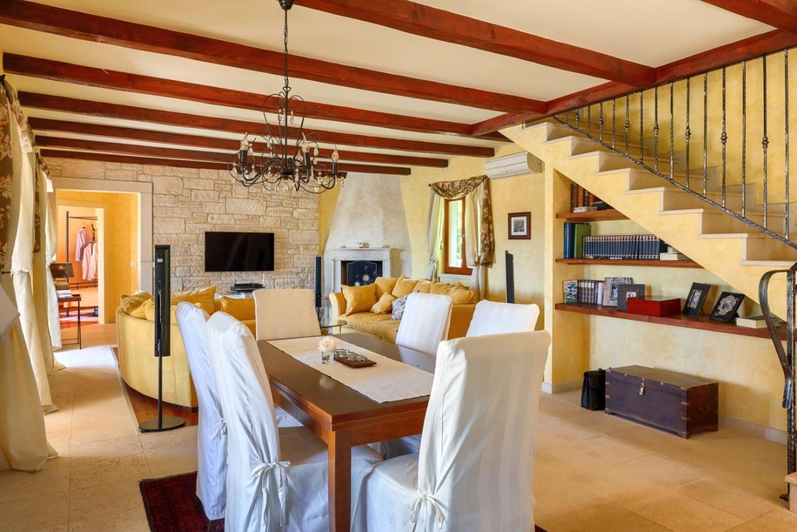 Rustic Villa Cehici With Pool In Sveti Lovrec Jehnici ภายนอก รูปภาพ