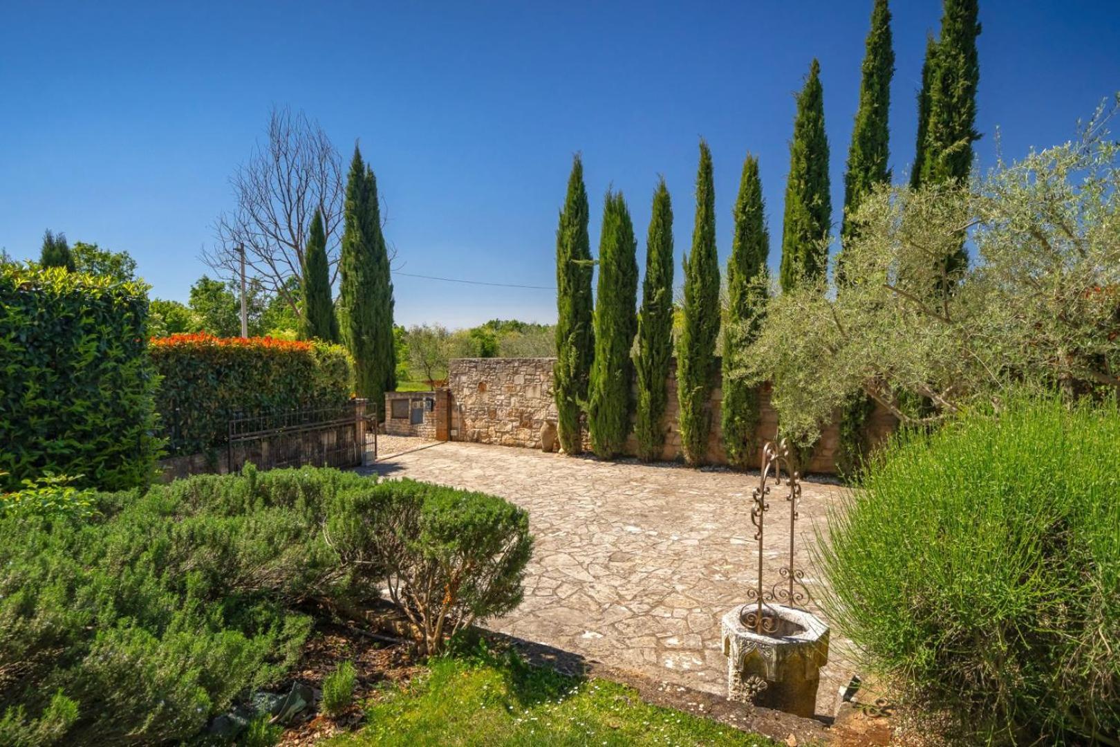 Rustic Villa Cehici With Pool In Sveti Lovrec Jehnici ภายนอก รูปภาพ